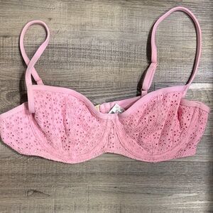 PINK Victoria's Secret Light Pink Eyelet Lace Bra